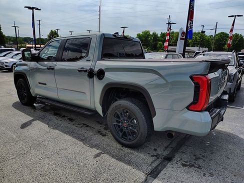 Used 2026 Toyota Tundra SR5 w/ SR5 Convenience Package AWD/4WD image 6