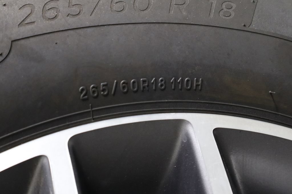 Used 2022 Jeep Grand Cherokee Limited AWD/4WD image 46