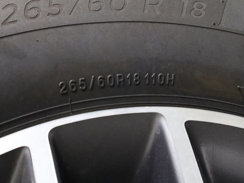 Used 2022 Jeep Grand Cherokee Limited AWD/4WD image 46