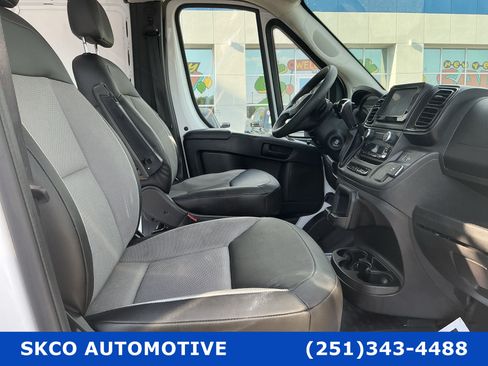 Used 2025 RAM ProMaster 3500 w/ Convenience Group FWD image 13