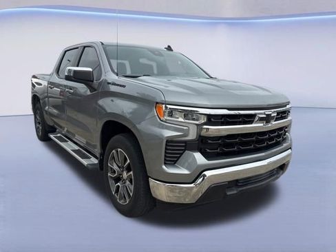 Used 2023 Chevrolet Silverado 1500 LT w/ LPO, Dark Essentials Package RWD image 4