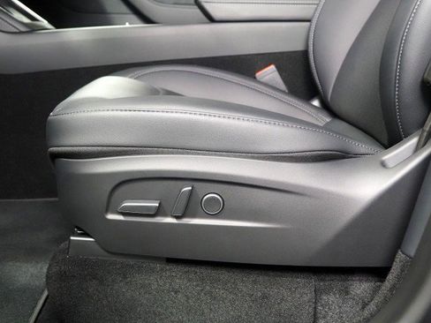 Used 2026 Tesla Model Y 2WD image 65