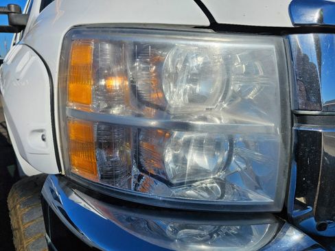 Used 2014 Chevrolet Silverado 2500 LTZ image 6