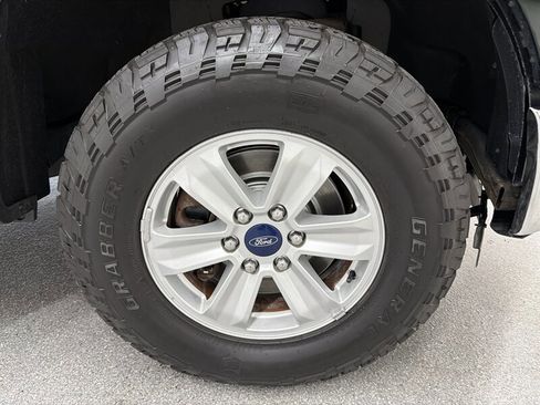 Used 2016 Ford F150 XL w/ Equipment Group 101A Mid AWD/4WD image 14