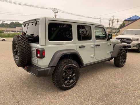 Used 2023 Jeep Wrangler Unlimited w/ Sun & Screen Package AWD/4WD image 3