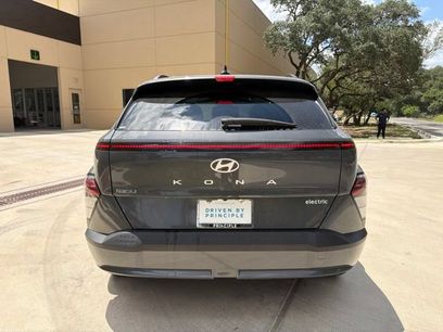 New 2025 Hyundai Kona SEL