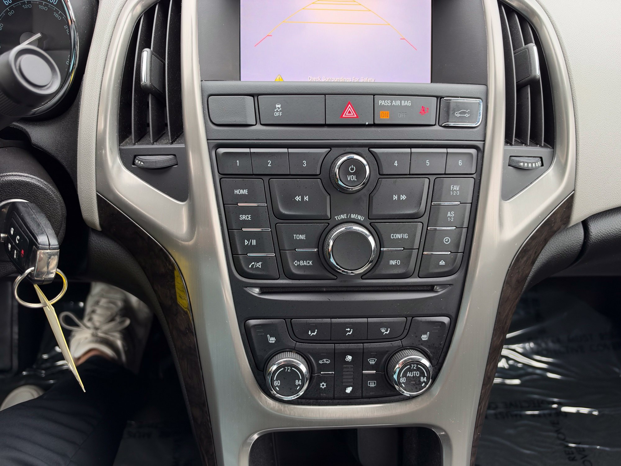Used 2016 Buick Verano w/ Comfort Package FWD image 20