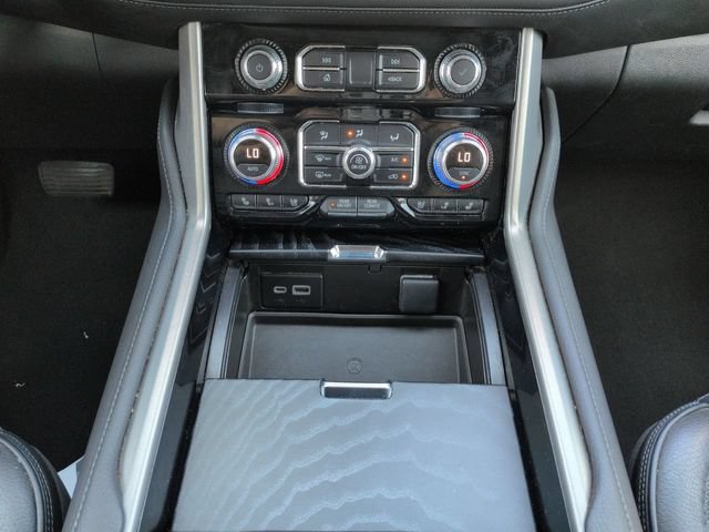 Used 2023 GMC Yukon Denali AWD/4WD image 19