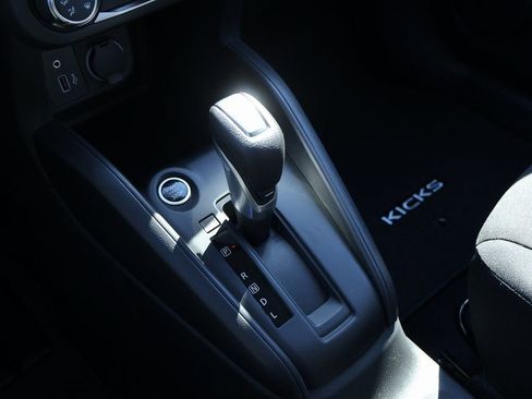 New 2025 Nissan Kicks Play S image 13