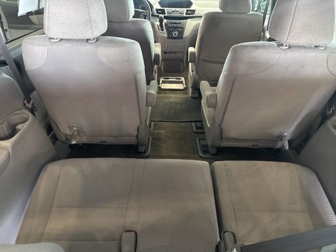 Used 2013 Honda Odyssey LX image 24