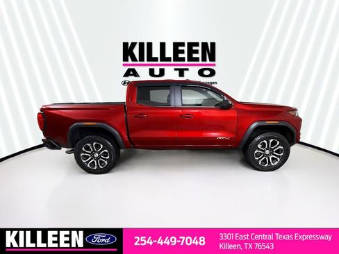 Used 2024 GMC Canyon AT4 w/ AT4 Premium Package AWD/4WD image 10
