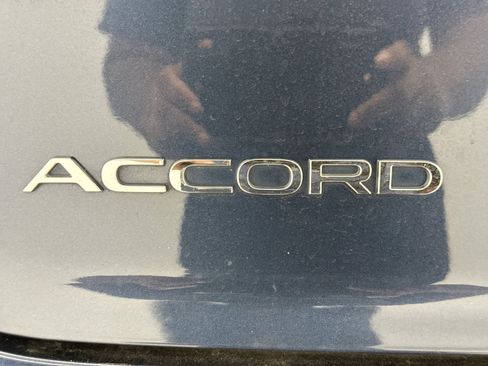 Used 2025 Honda Accord EX-L image 3
