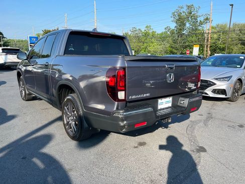 Used 2020 Honda Ridgeline Sport image 5