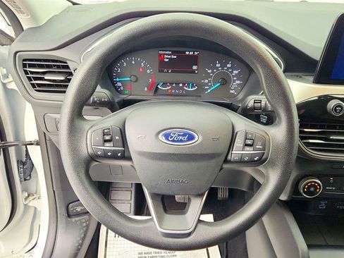 Used 2022 Ford Escape SE image 13
