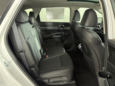 New 2026 Kia Sorento S FWD image 46