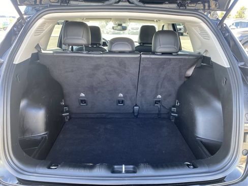 Used 2022 Jeep Compass Latitude FWD image 25