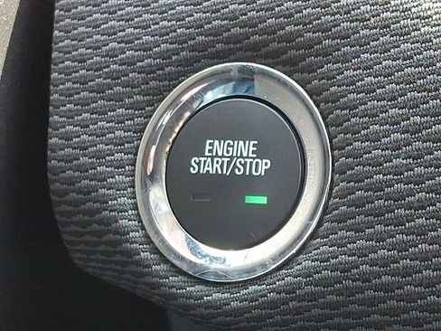 Used 2017 Chevrolet Cruze LT w/ Convenience Package image 22