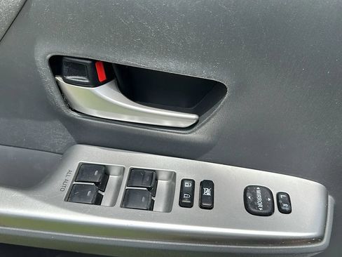 Used 2012 Toyota Prius V Two FWD image 41