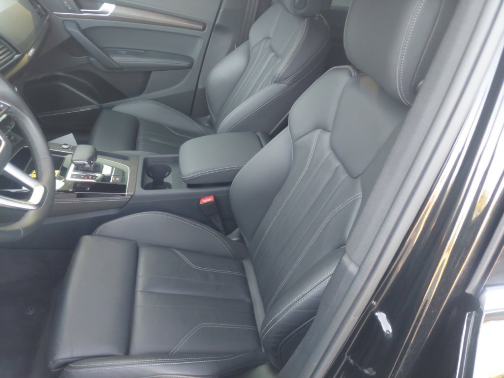 Used 2025 Audi Q5 2.0T Premium Plus w/ Premium Plus Package AWD/4WD image 21