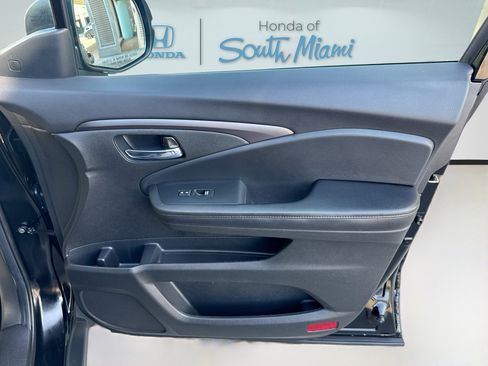 Used 2022 Honda Pilot Special Edition image 34