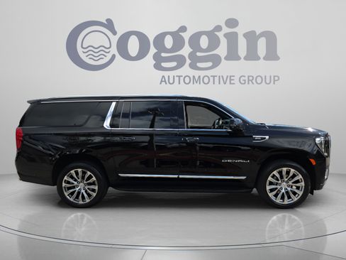 Certified 2024 GMC Yukon XL Denali w/ Advanced Technology Package AWD/4WD image 6