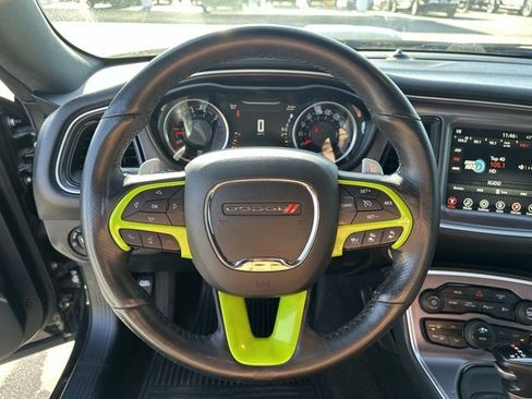 Used 2017 Dodge Challenger R/T Scat Pack image 7