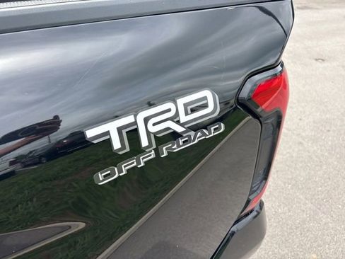 Used 2024 Toyota Tacoma TRD Off-Road AWD/4WD image 15