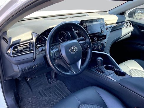 Used 2024 Toyota Camry SE FWD image 17