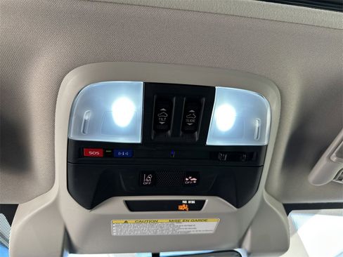 Used 2019 Subaru Crosstrek 2.0i Limited w/ Moonroof Package w/Navigation image 26