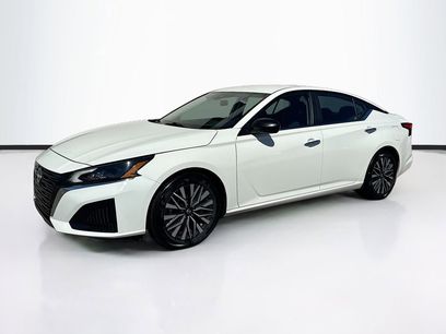 Used 2025 Nissan Altima 2.5 SV