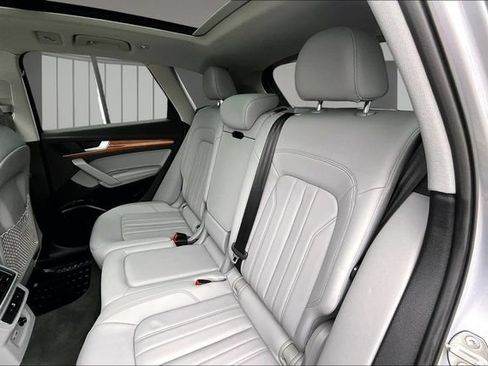Certified 2023 Audi Q5 2.0T Premium Plus w/ Premium Plus Package AWD/4WD image 22