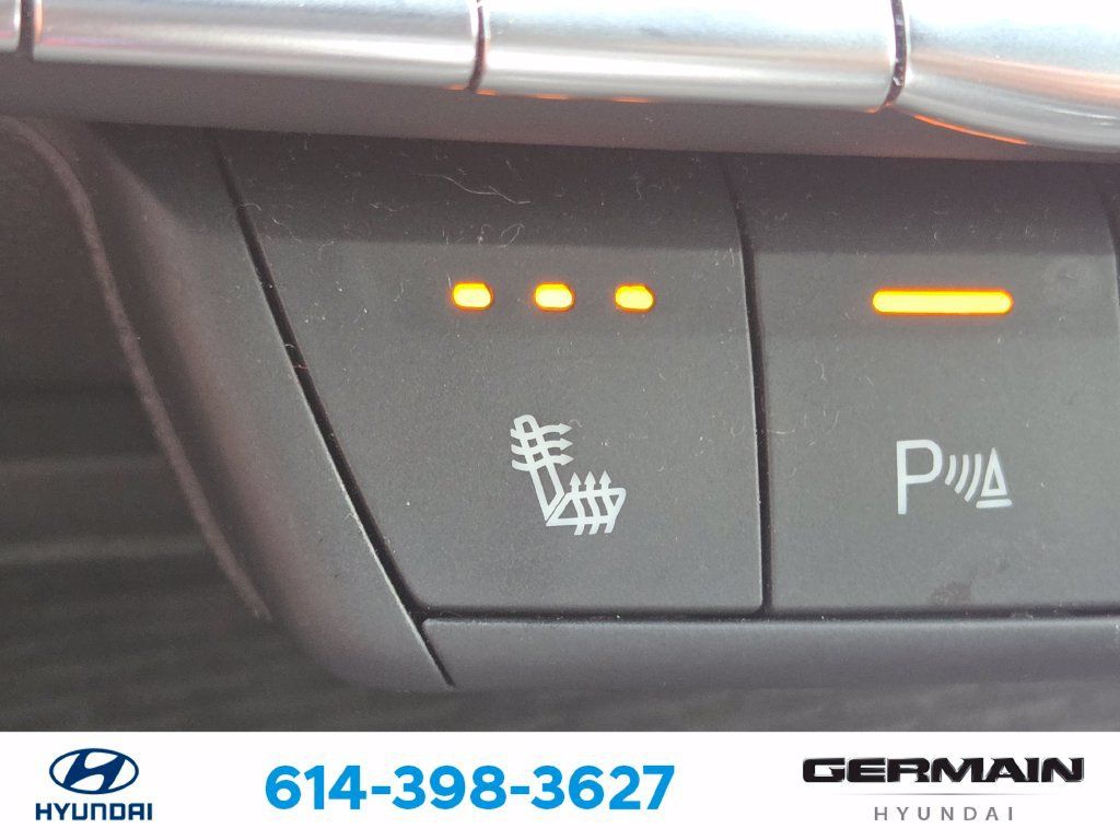 Used 2024 Cadillac CT4 Luxury w/ Sun And Sound Package RWD image 31