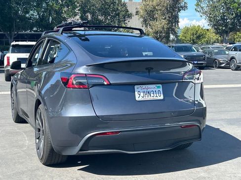 Used 2023 Tesla Model Y Performance AWD/4WD image 2