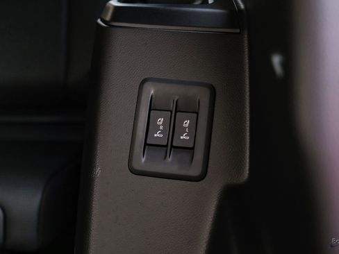 Used 2025 Lexus GX 550 w/ Accessory Package (2T) image 88