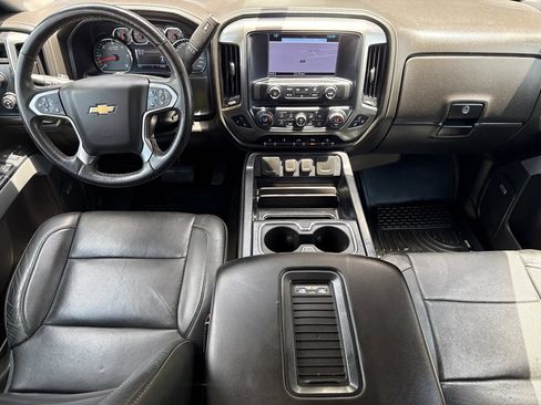Used 2018 Chevrolet Silverado 1500 LTZ Z71 w/ LTZ Plus Package AWD/4WD image 12