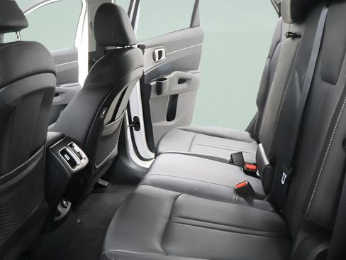 Used 2022 Kia Sorento S w/ Panoramic Sunroof Package FWD image 28