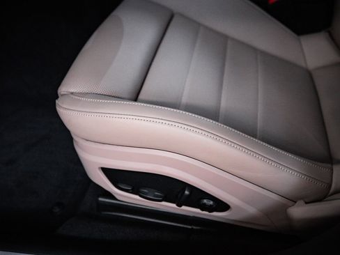 Certified 2026 Porsche Panamera 4 E-Hybrid AWD/4WD image 14