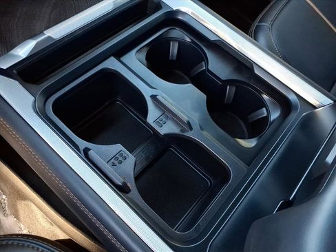 Used 2024 Ford F250 Platinum image 24