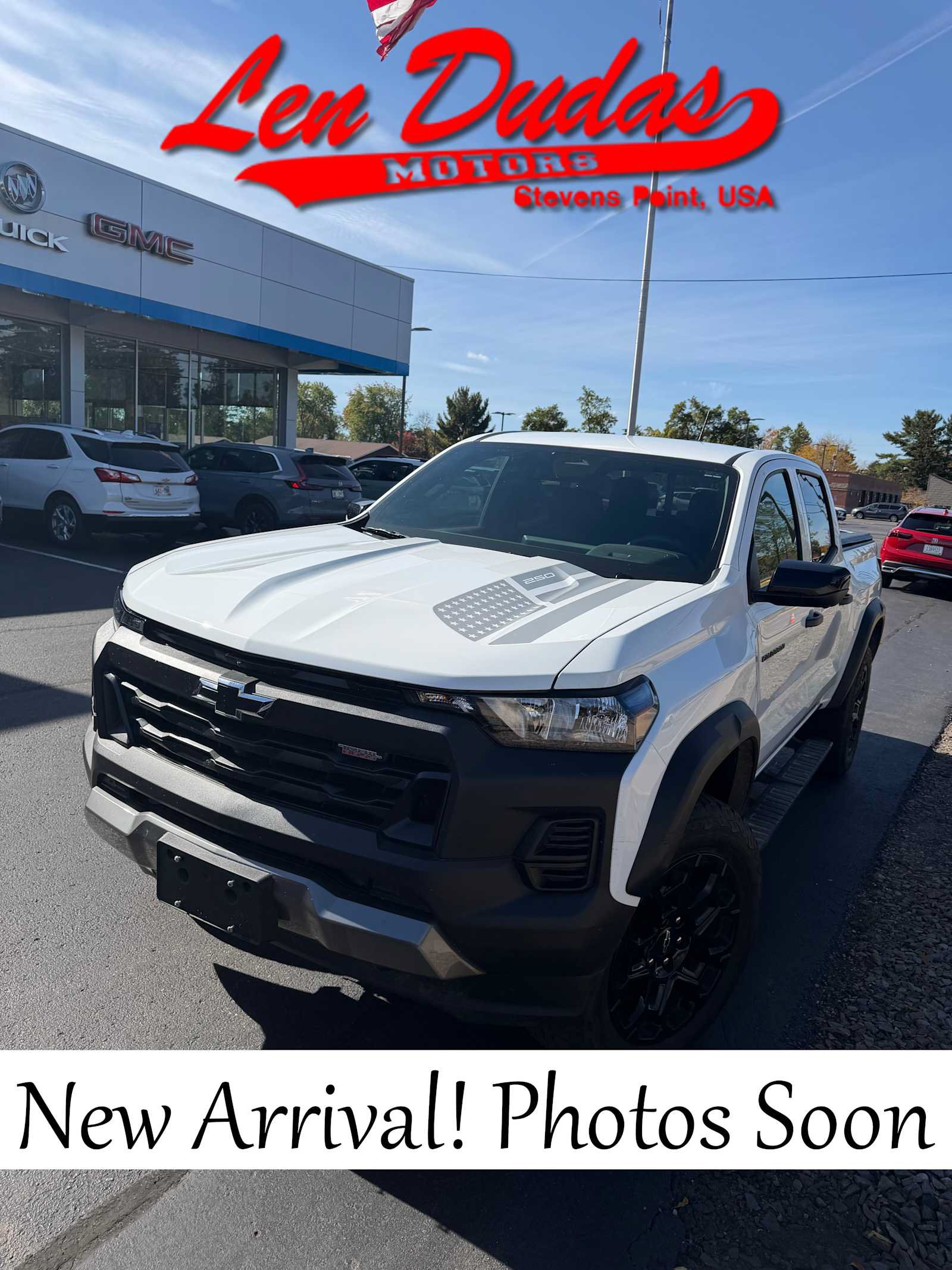 Used 2026 Chevrolet Colorado Trail Boss AWD/4WD image 1