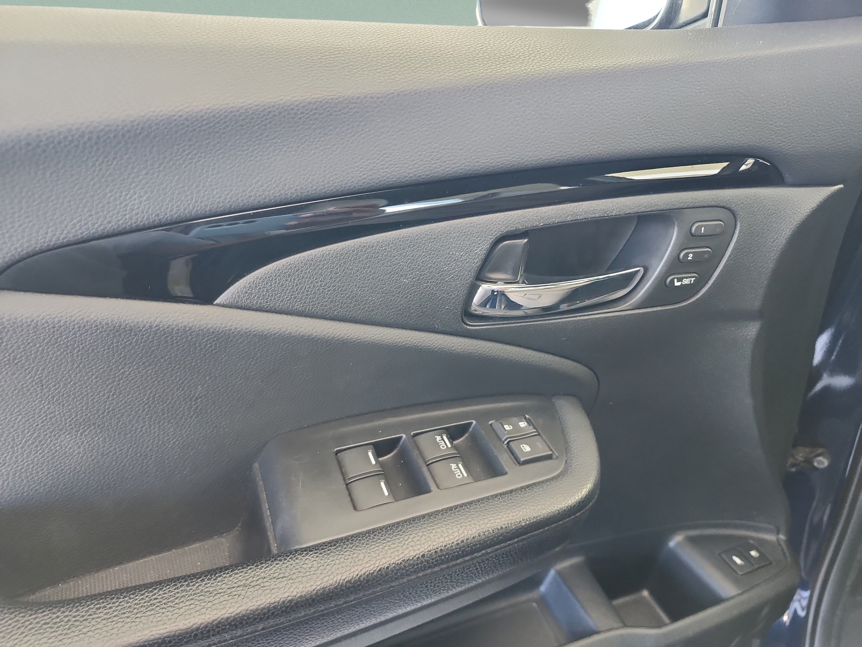 Certified 2019 Honda Passport Touring image 19
