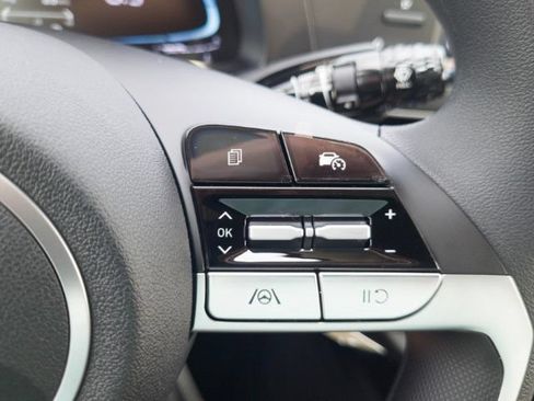 New 2026 Hyundai Elantra SE FWD image 24