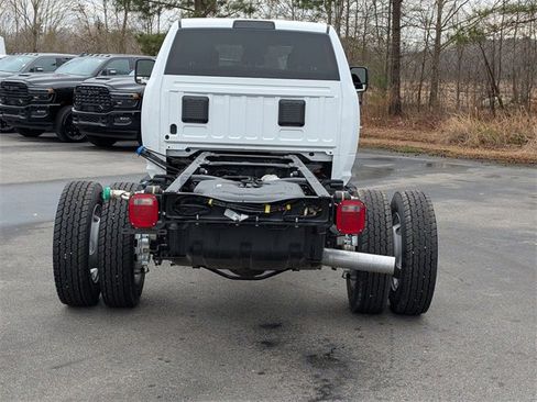 New 2026 RAM 5500 Tradesman w/ Chrome Appearance Group image 6