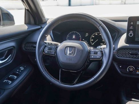 Used 2027 Honda HR-V Sport image 16