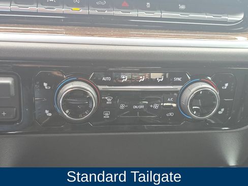 Used 2025 Chevrolet Silverado 1500 RST w/ Convenience Package II AWD/4WD image 36