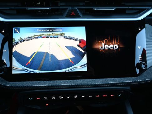 New 2026 Jeep Cherokee Laredo image 11