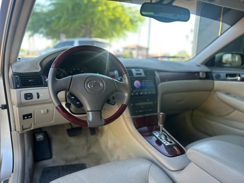 Used 2003 Lexus ES 330 image 23