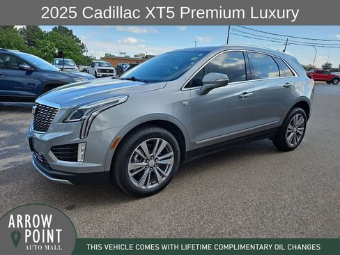 Used 2025 Cadillac XT5 Premium Luxury AWD/4WD image 5