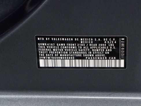 Used 2024 Volkswagen Jetta SE w/ Panoramic Sunroof Package image 31