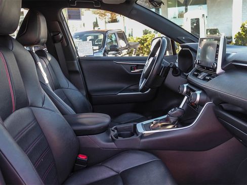 Used 2021 Toyota RAV4 XSE w/ Premium Package image 21