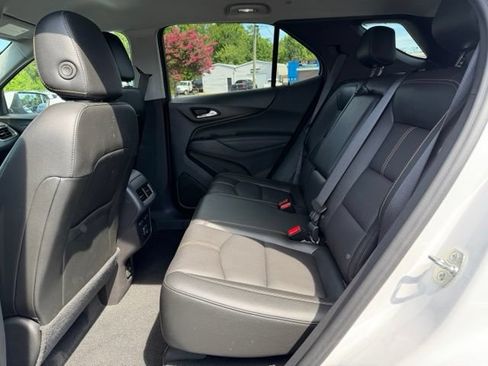 Used 2024 Chevrolet Equinox Premier AWD/4WD image 5